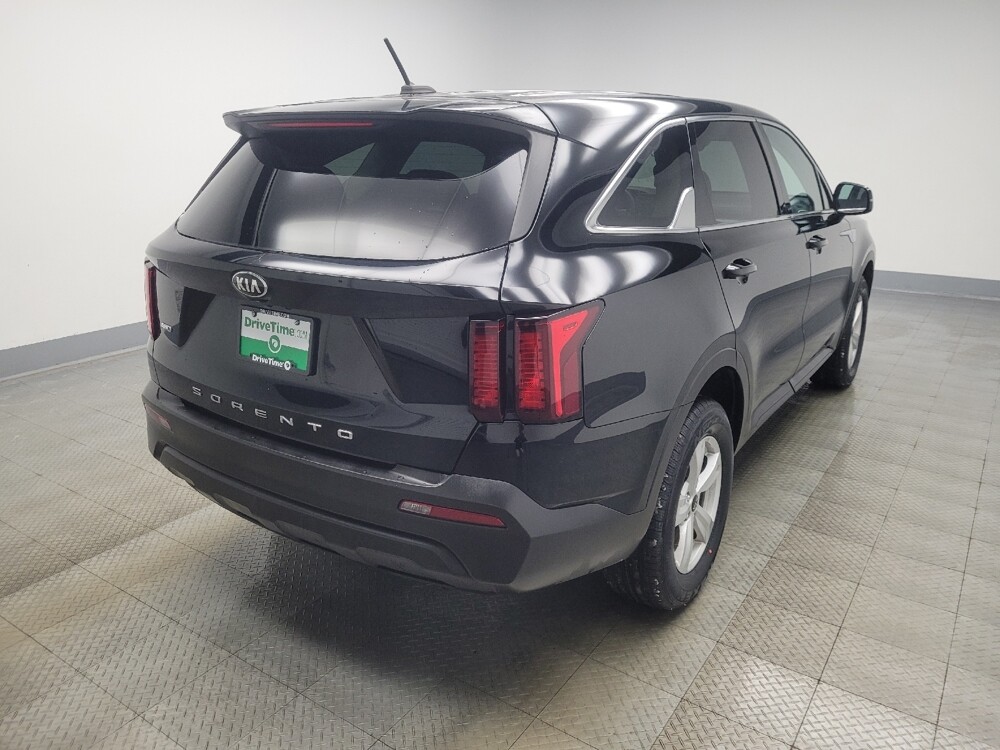 2021 Kia Sorento in Ft Wayne, IN 46805 - 18101216 9