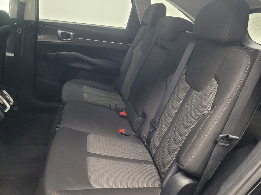 2021 Kia Sorento in Ft Wayne, IN 46805 - 18101216 18