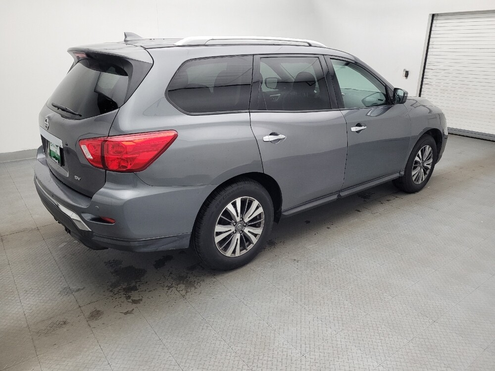 2019 Nissan Pathfinder in Greenville, SC 29607 - 18101217 10