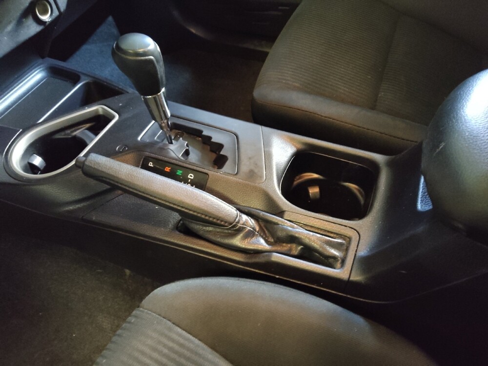 2018 Toyota RAV4 in Greenville, SC 29607 - 18101220 26