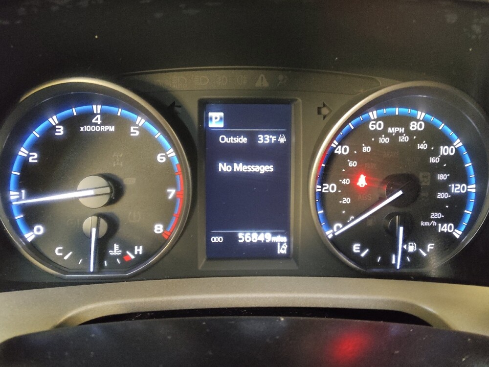 2018 Toyota RAV4 in Greenville, SC 29607 - 18101220 23