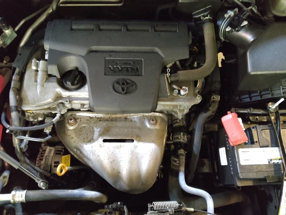 2018 Toyota RAV4 in Greenville, SC 29607 - 18101220 30