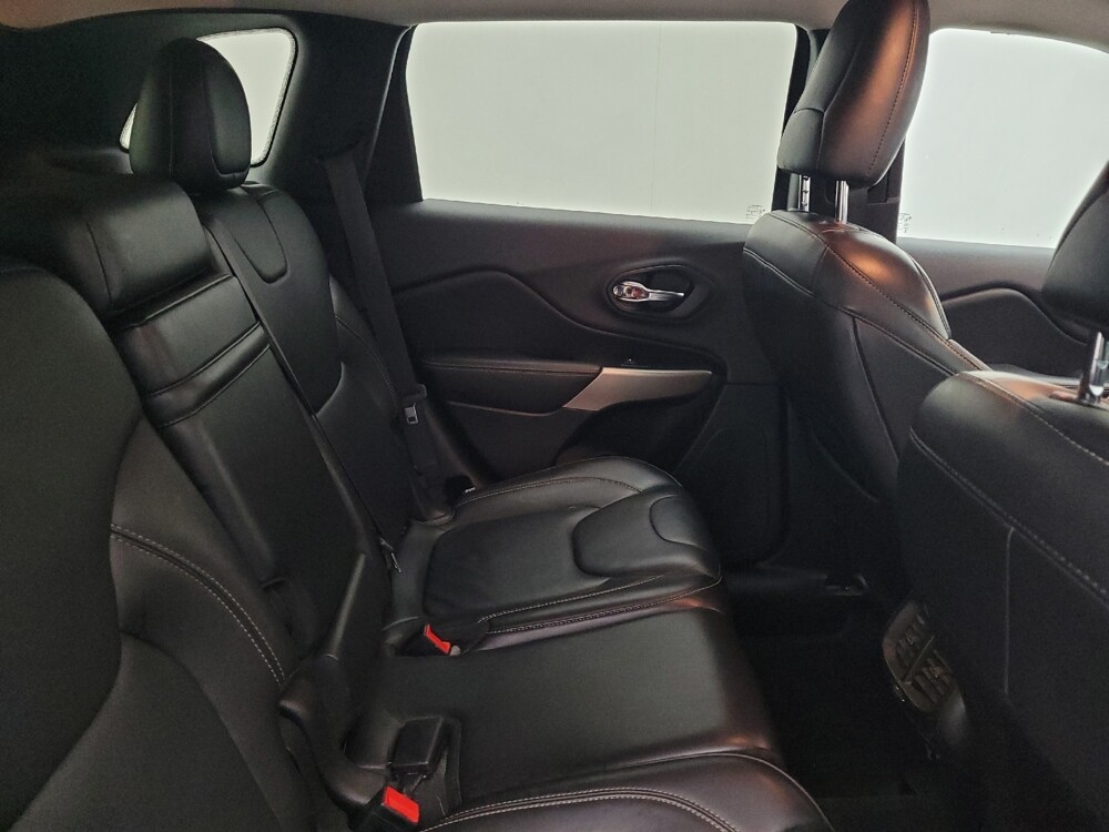 2018 Jeep Cherokee in Greenville, SC 29607 - 18101230 19