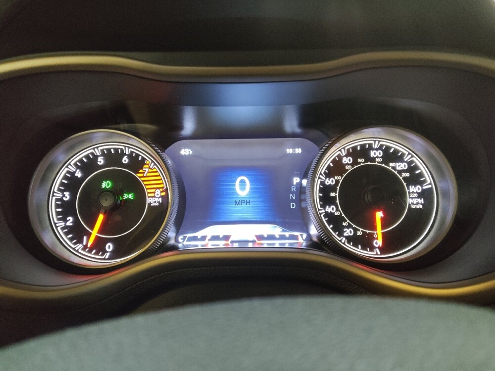 2018 Jeep Cherokee in Greenville, SC 29607 - 18101230 23