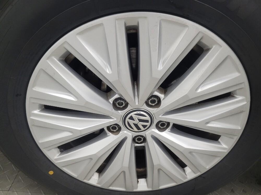 2020 Volkswagen Jetta in Augusta, GA 30907 - 18101231 31