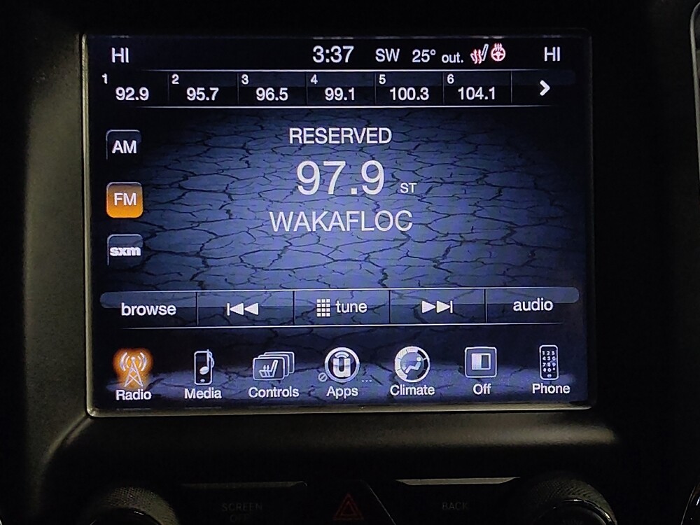 2017 Jeep Grand Cherokee in Houston, TX 77060 - 18101238 25