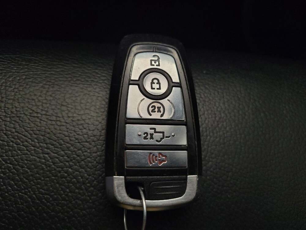 2019 Ford F150 in Cincinnati, OH 45255 - 18101239 32