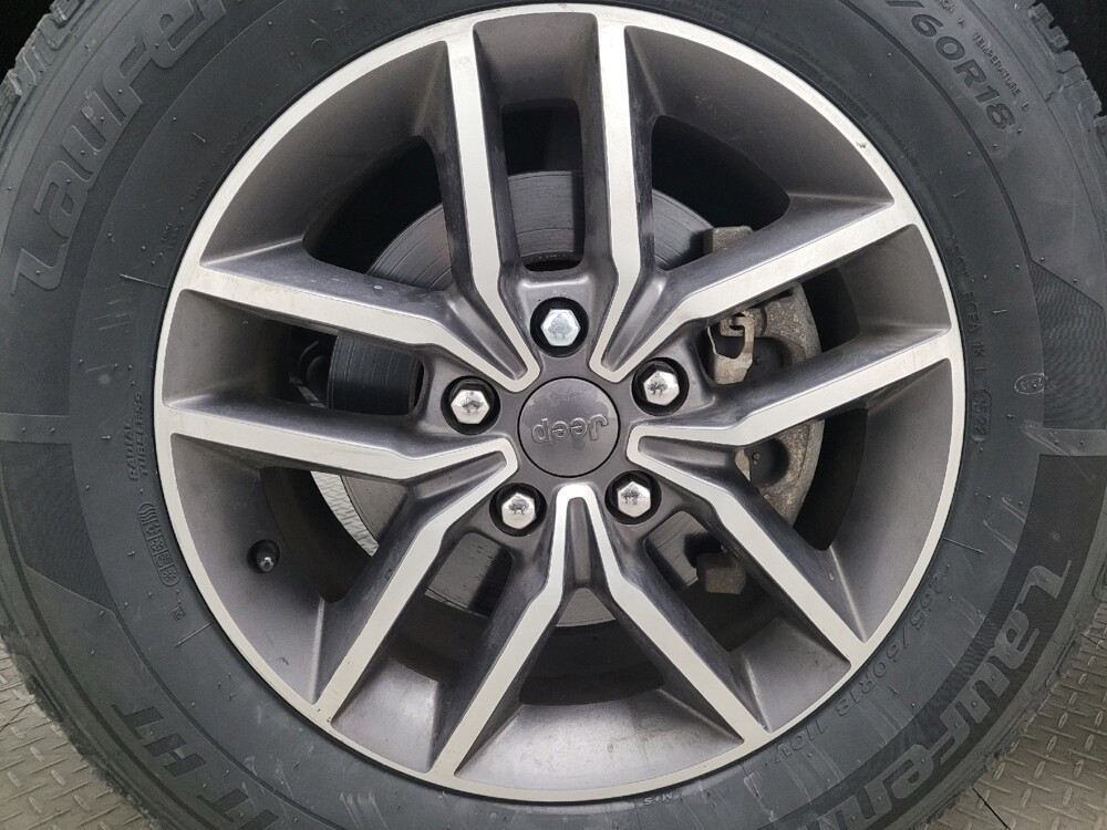 2020 Jeep Grand Cherokee in Taylor, MI 48180 - 18101242 31