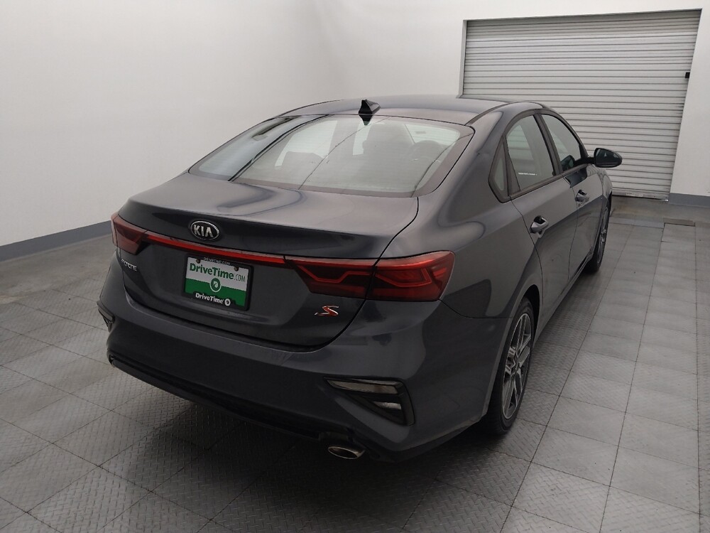 2019 Kia Forte in Houston, TX 77060 - 18101245 7
