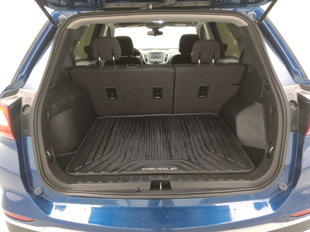 2020 Chevrolet Equinox in St. Louis, MO 63136 - 18101247 29