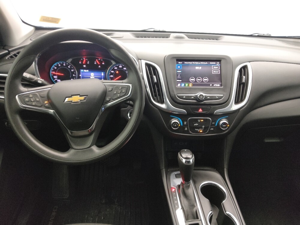 2020 Chevrolet Equinox in St. Louis, MO 63136 - 18101247 22