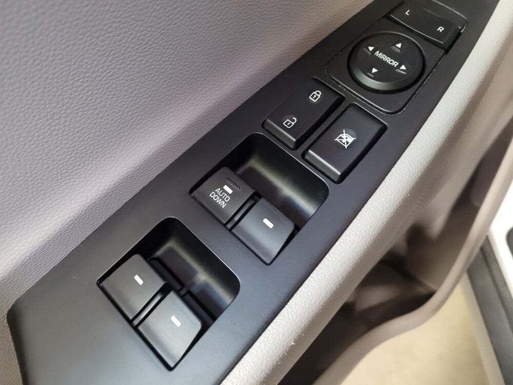 2019 Hyundai Tucson in Montclair, CA 91763 - 18101251 27