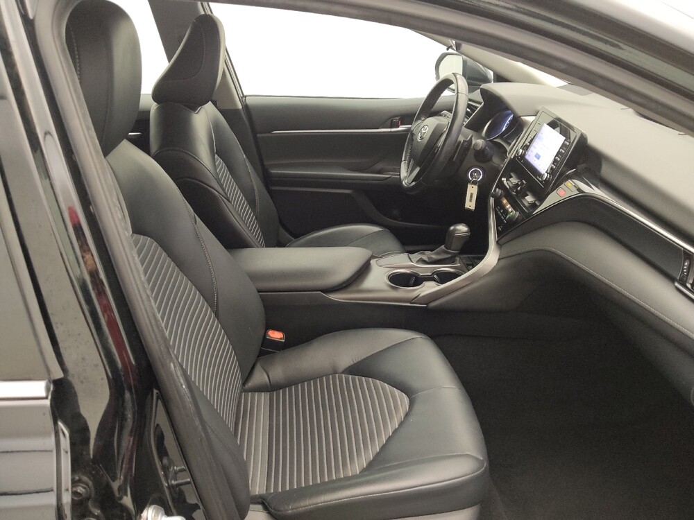 2021 Toyota Camry in Houston, TX 77060 - 18101255 21
