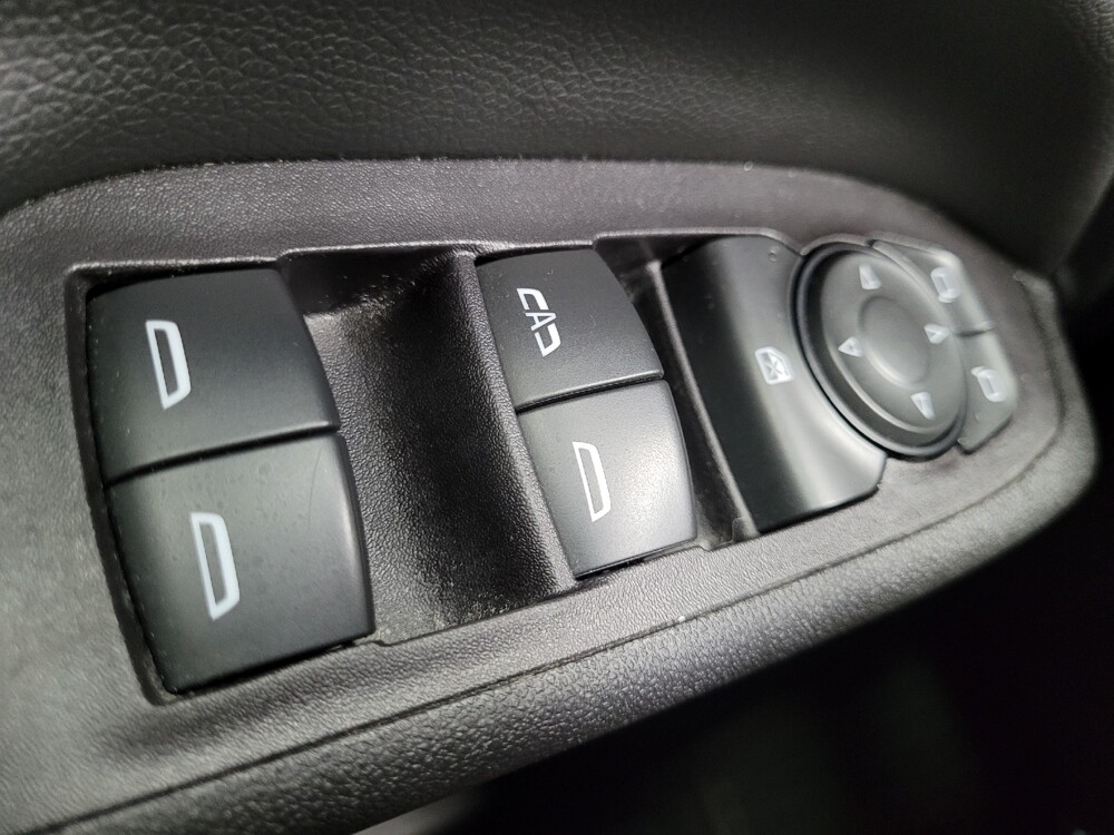 2021 Chevrolet Equinox in Las Vegas, NV 89102 - 18101264 27