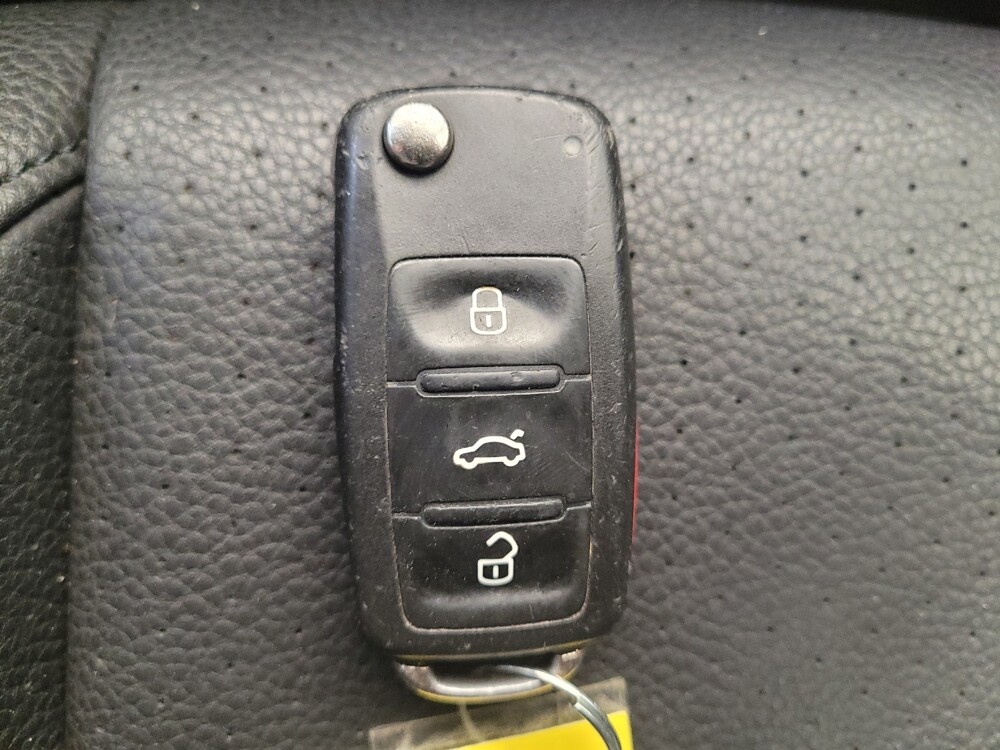 2014 Volkswagen Jetta in Miamisburg, OH 45342 - 18101271 32