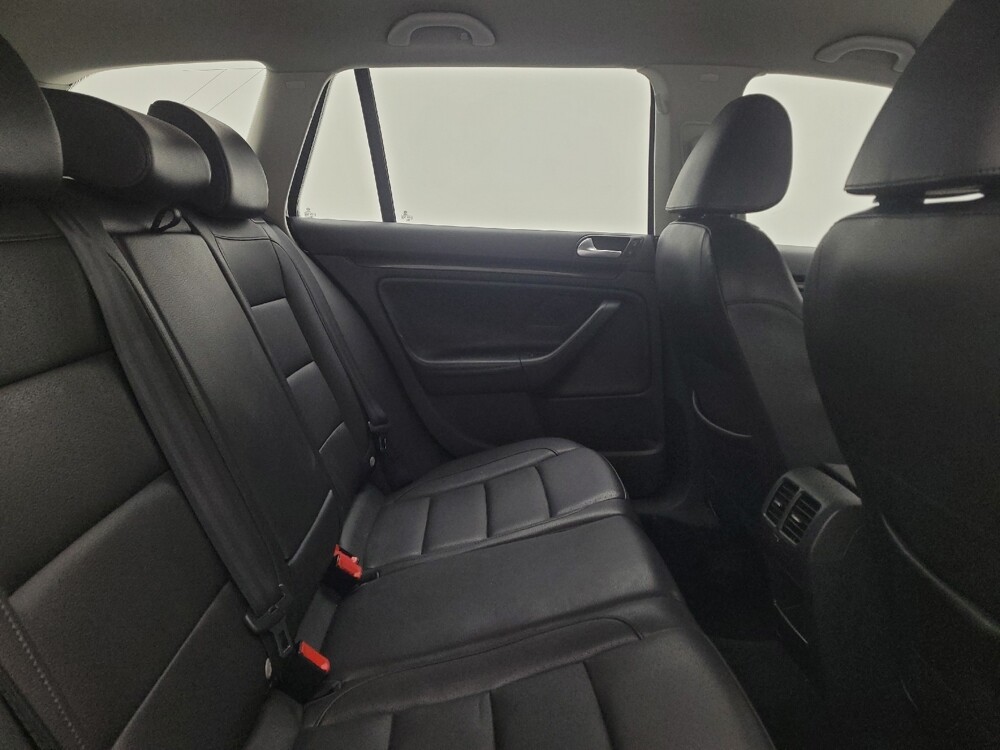 2014 Volkswagen Jetta in Miamisburg, OH 45342 - 18101271 19