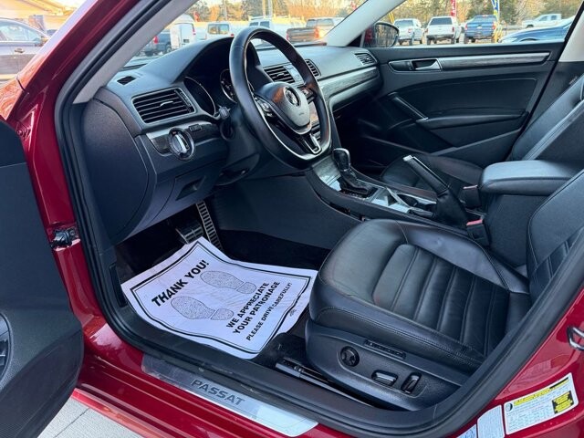 2016 Volkswagen Passat in Knoxville, TN 37920 - 18101281 12