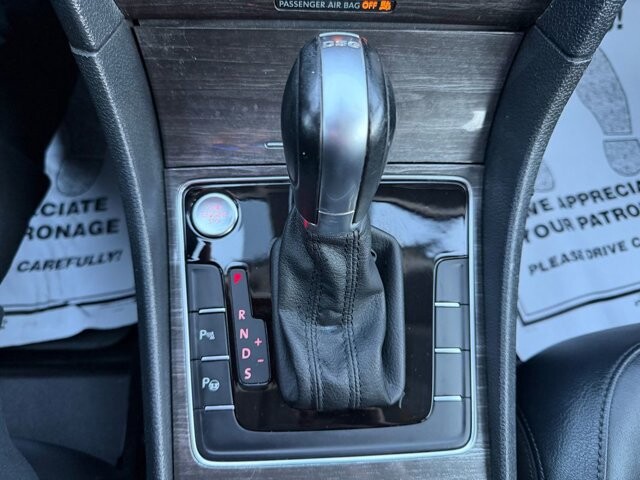 2016 Volkswagen Passat in Knoxville, TN 37920 - 18101281 26