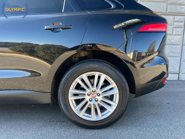 2018 Jaguar F-PACE in Decatur, GA 30032 - 18101283 10