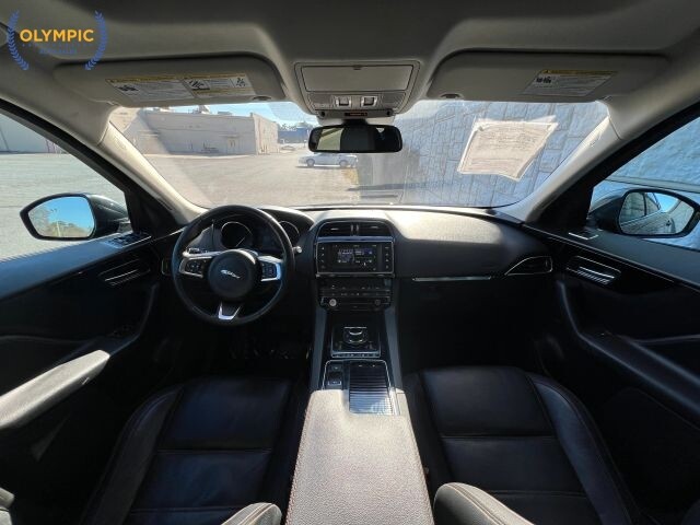 2018 Jaguar F-PACE in Decatur, GA 30032 - 18101283 21