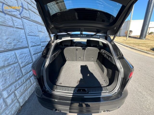 2018 Jaguar F-PACE in Decatur, GA 30032 - 18101283 44