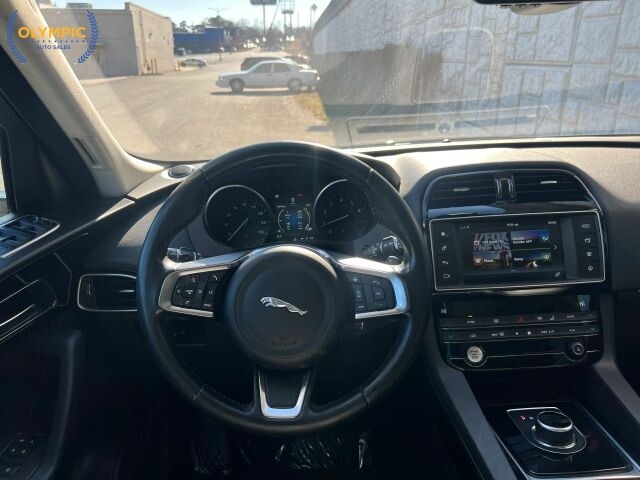 2018 Jaguar F-PACE in Decatur, GA 30032 - 18101283 23