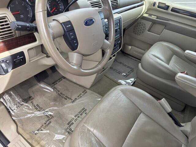 2006 Ford Freestar in Mesa, AZ 85212 - 18101303 49