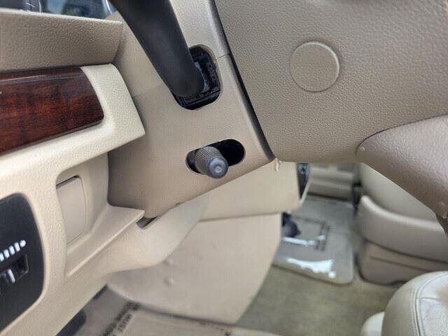 2006 Ford Freestar in Mesa, AZ 85212 - 18101303 18