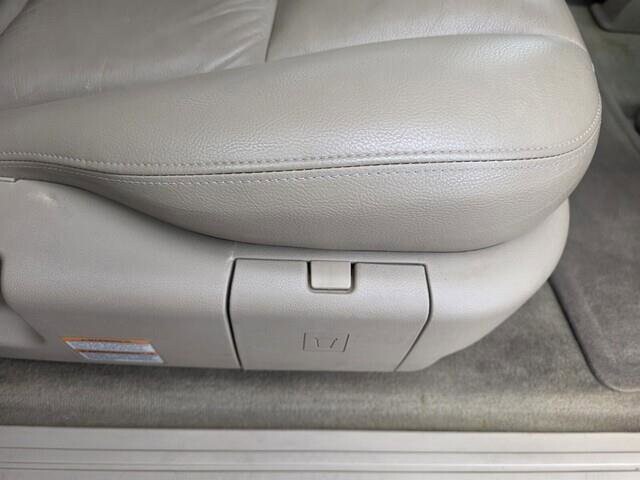 2006 Ford Freestar in Mesa, AZ 85212 - 18101303 65