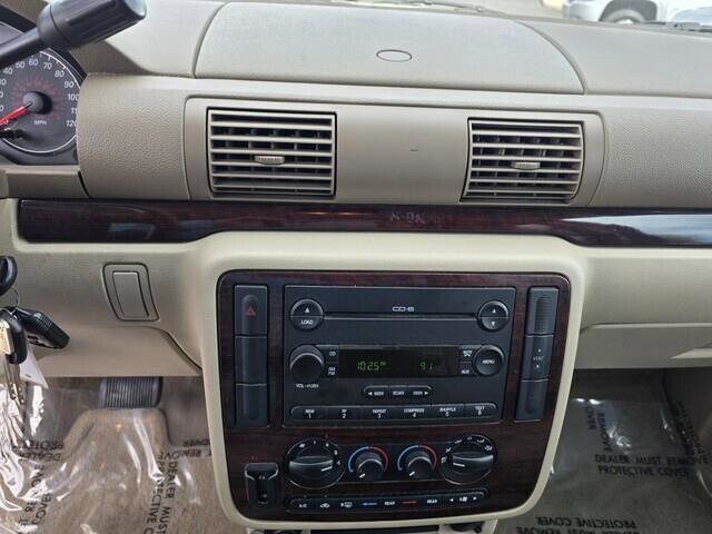 2006 Ford Freestar in Mesa, AZ 85212 - 18101303 54