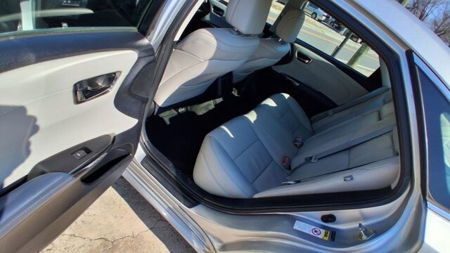 2015 Toyota Avalon in Cartersville, GA 30120 - 18101305 6