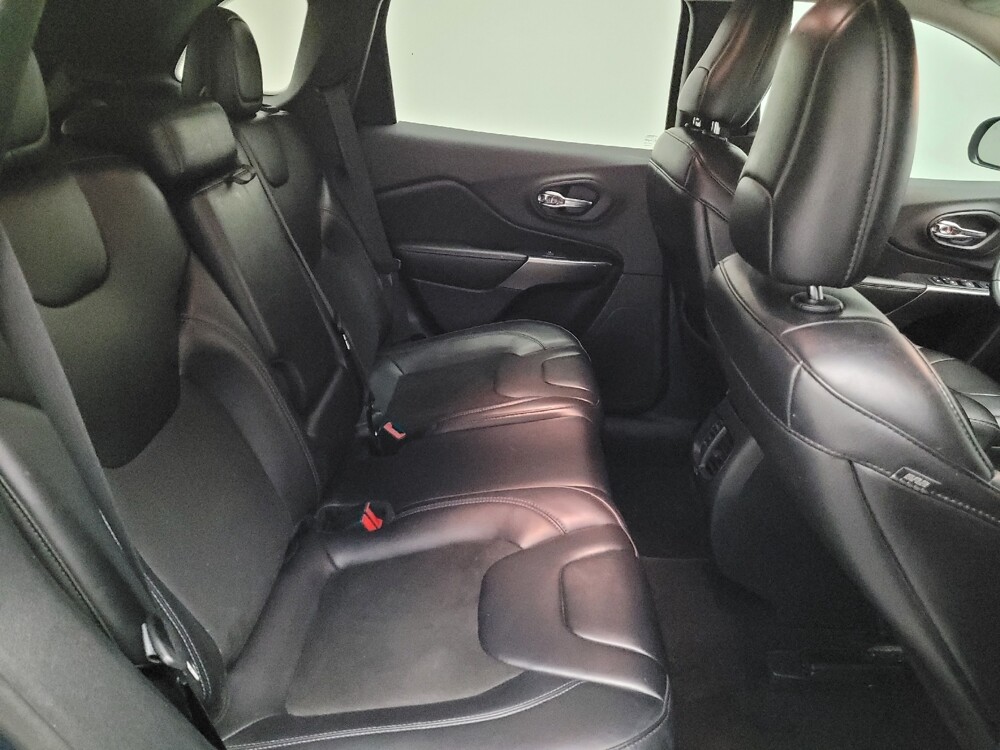 2019 Jeep Cherokee in Downey, CA 90241 - 18101311 19