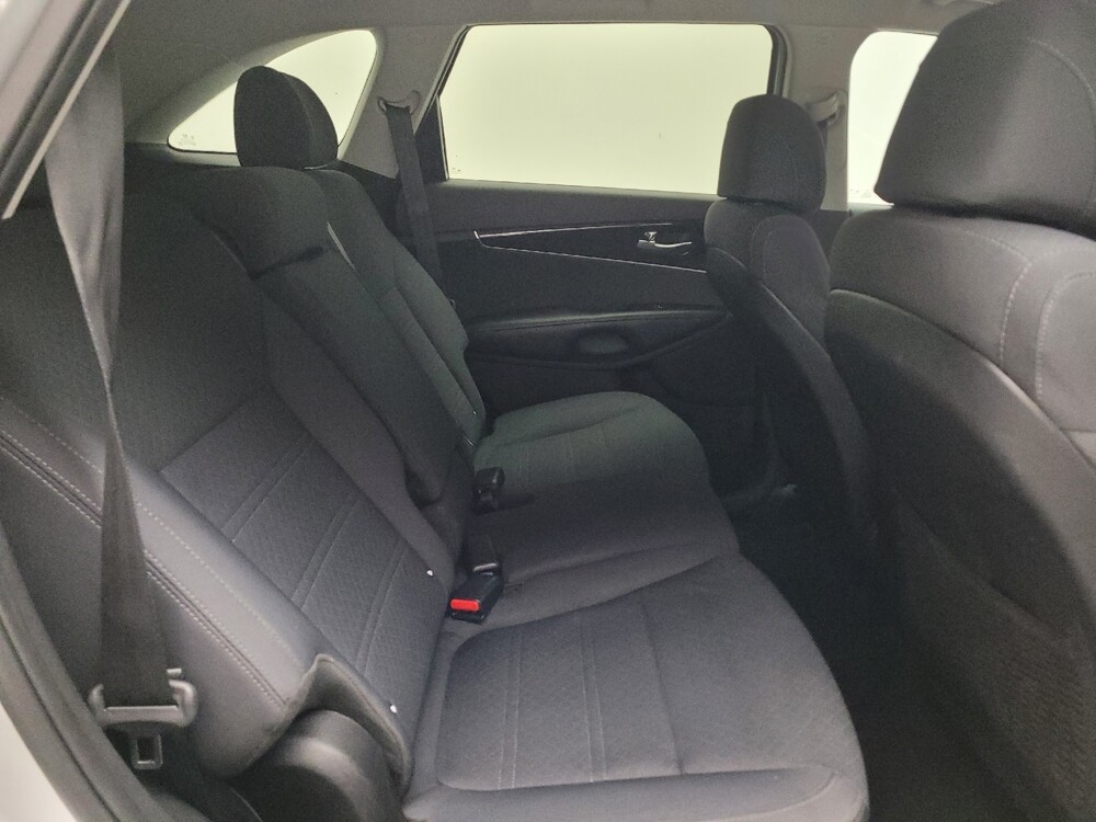 2017 Kia Sorento in Sacramento, CA 95821 - 18101312 19
