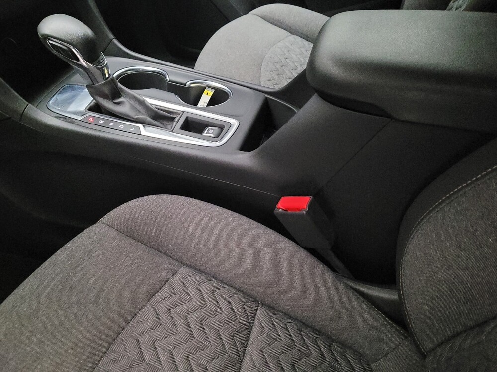 2022 Chevrolet Equinox in Downey, CA 90241 - 18101315 26