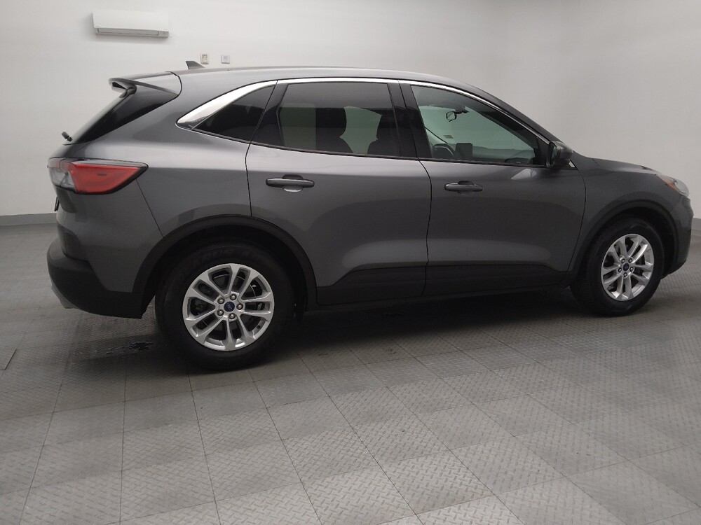 2021 Ford Escape in Oklahoma City, OK 73139 - 18101336 10