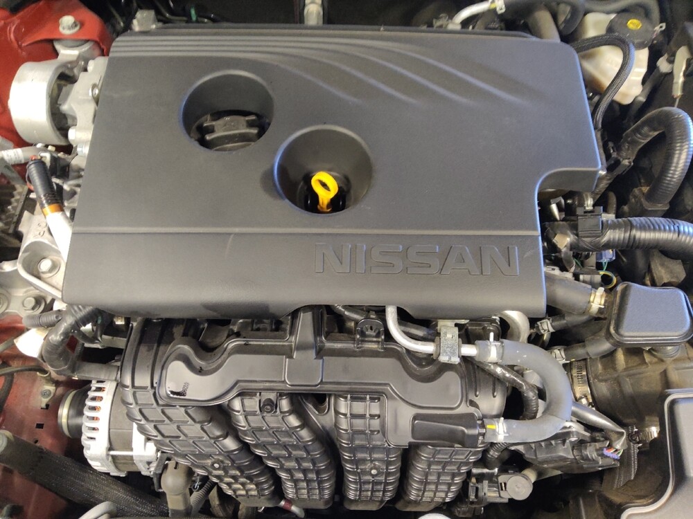 2019 Nissan Altima in Glendale, AZ 85301 - 18101345 30