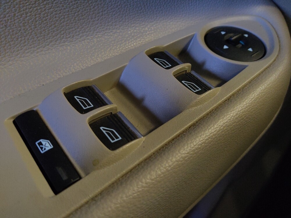 2017 Ford Escape in Phoenix, AZ 85022 - 18101350 27