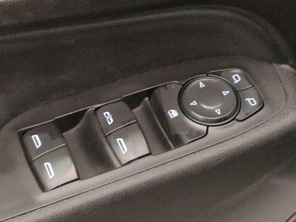 2021 Chevrolet Equinox in Tallahassee, FL 32304 - 18101352 27