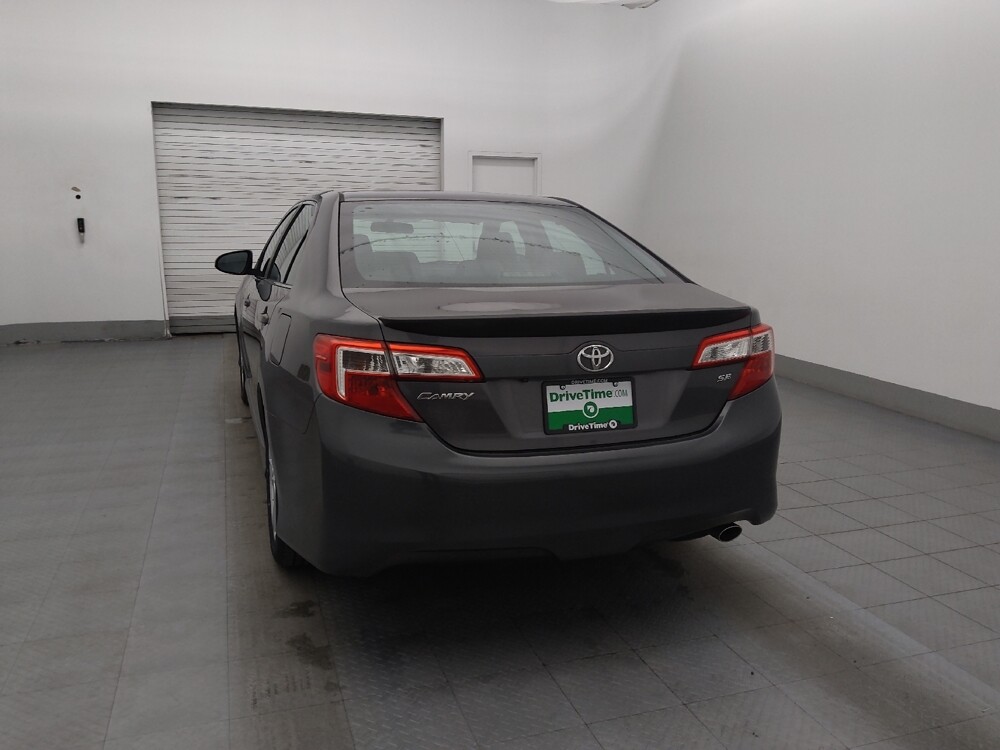 2014 Toyota Camry in Tampa, FL 33619 - 18101360 6
