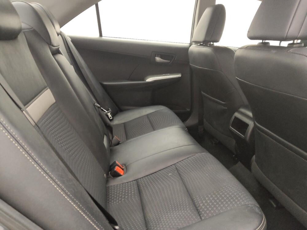 2014 Toyota Camry in Tampa, FL 33619 - 18101360 19