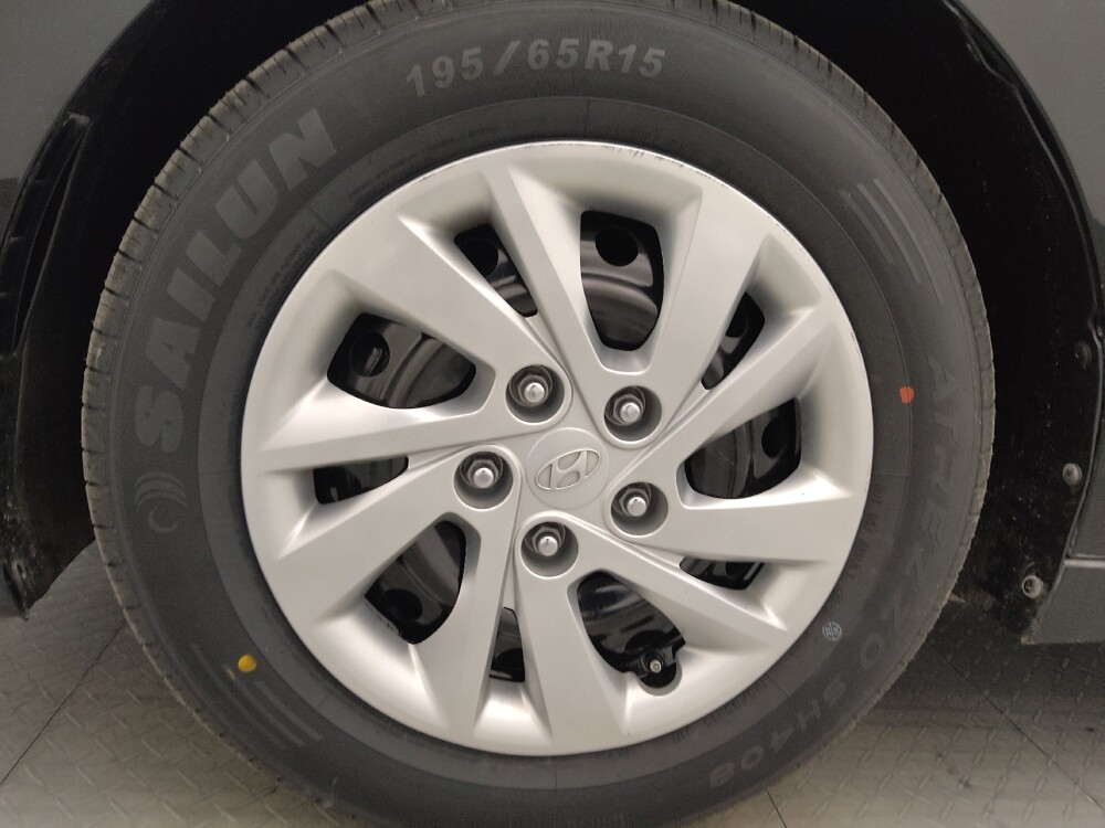 2017 Hyundai Elantra in Lakeland, FL 33815 - 18101361 31