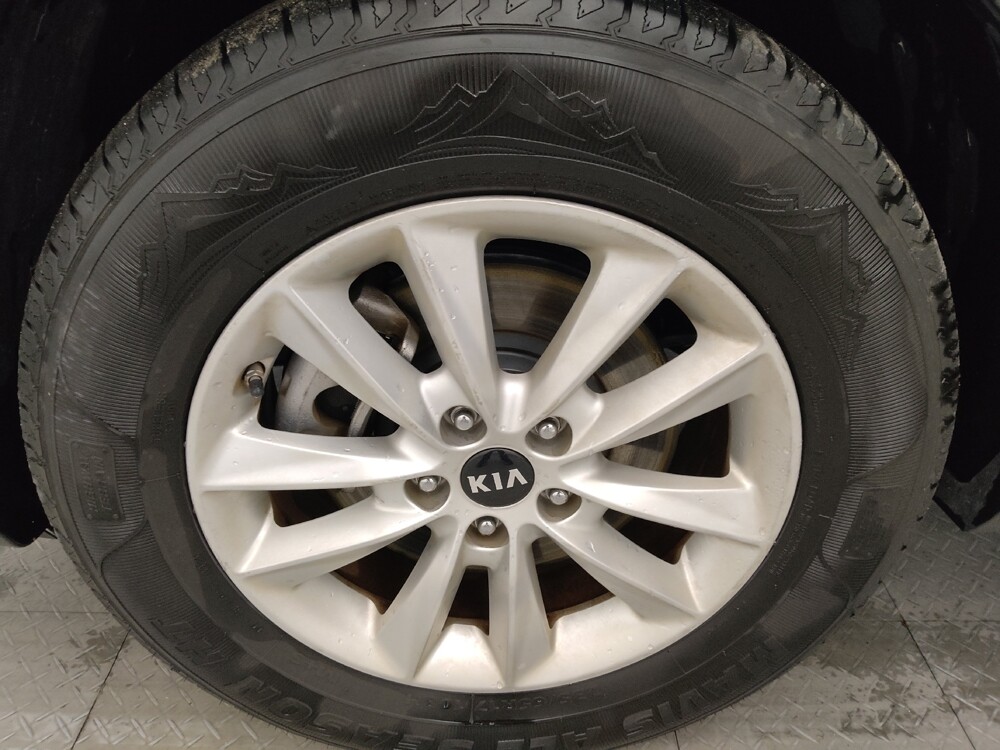 2019 Kia Sorento in Tampa, FL 33612 - 18101364 31