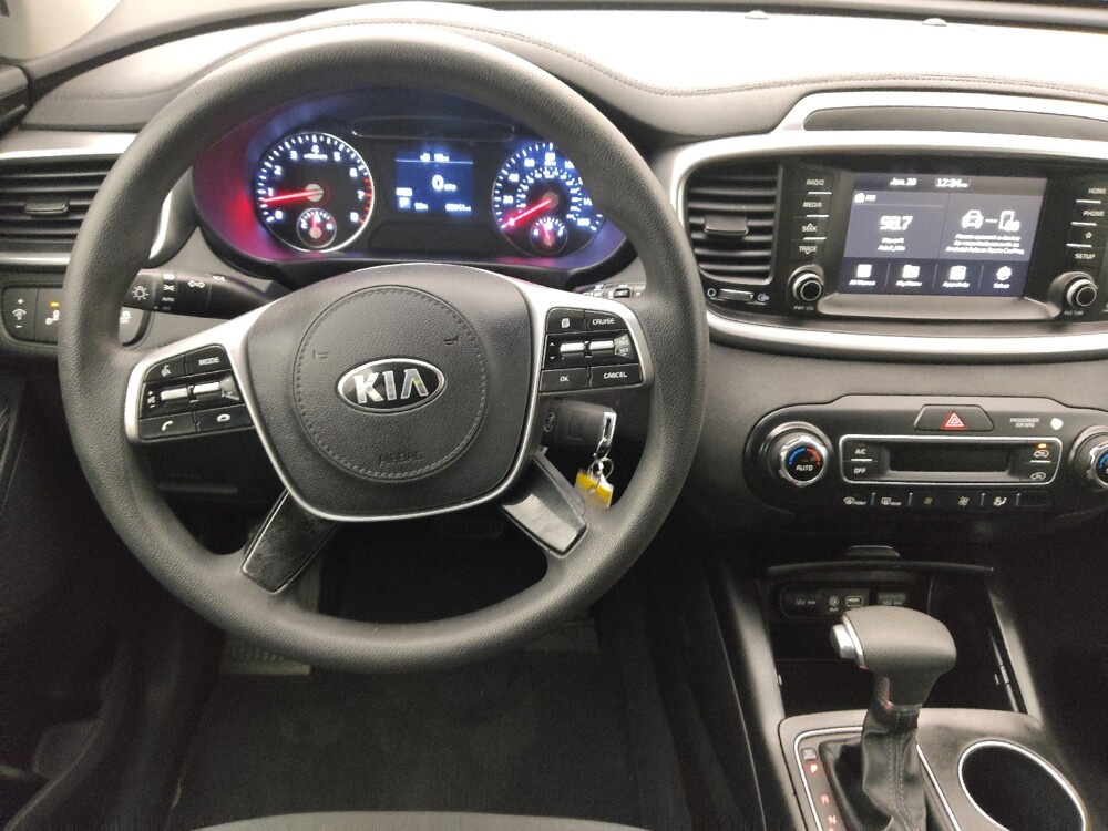2019 Kia Sorento in Tampa, FL 33612 - 18101364 22