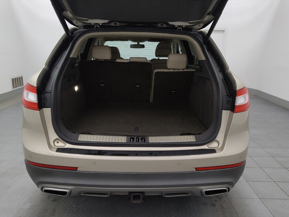 2017 Lincoln MKX in Tallahassee, FL 32304 - 18101366 29