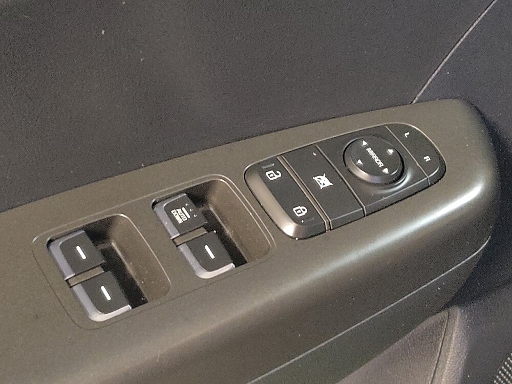 2017 Kia Sportage in Tampa, FL 33612 - 18101367 27