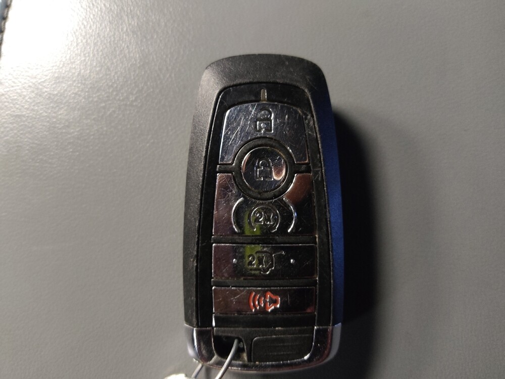 2020 Lincoln Aviator in Tallahassee, FL 32304 - 18101371 32