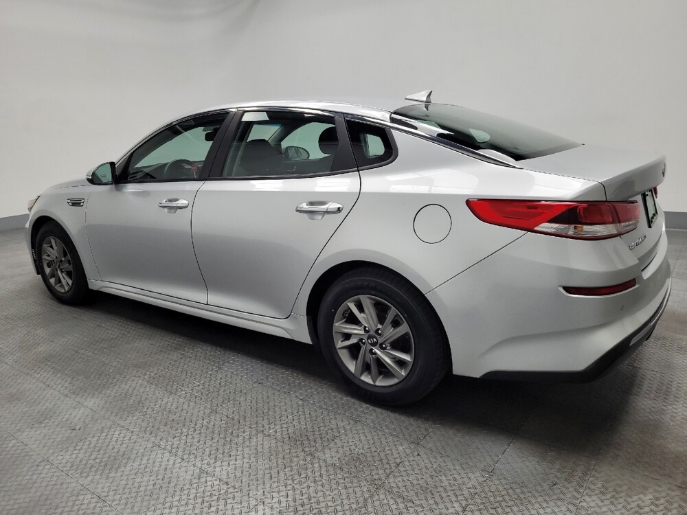 2019 Kia Optima in Las Vegas, NV 89104 - 18101374 3