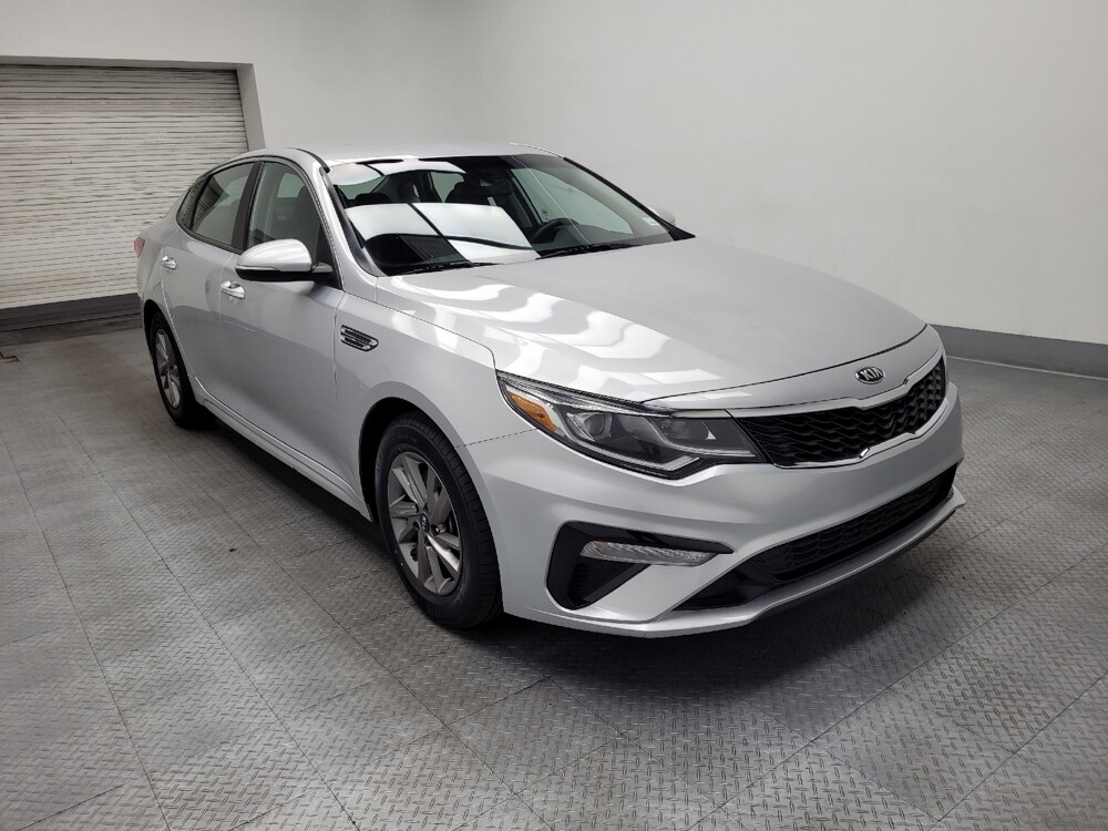 2019 Kia Optima in Las Vegas, NV 89104 - 18101374 13