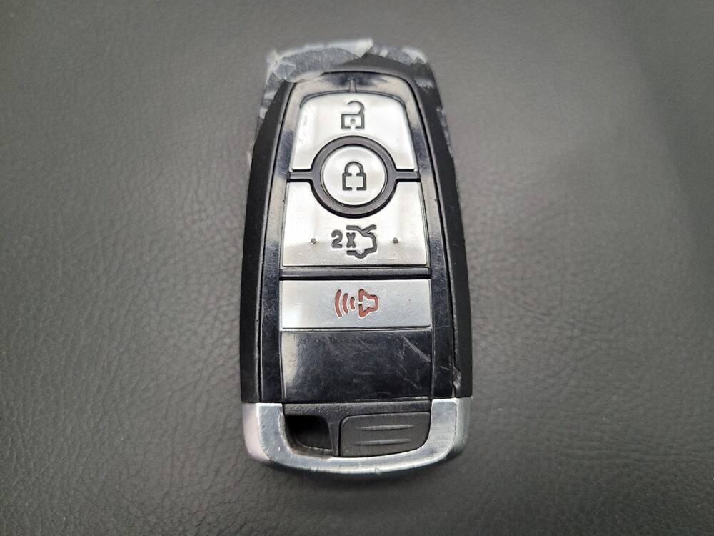 2020 Ford Fusion in Las Vegas, NV 89104 - 18101375 32