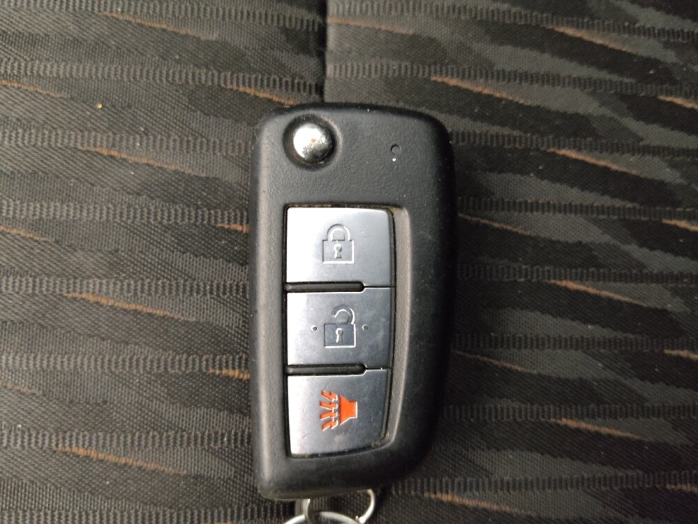 2018 Nissan Rogue in Tallahassee, FL 32304 - 18101380 32